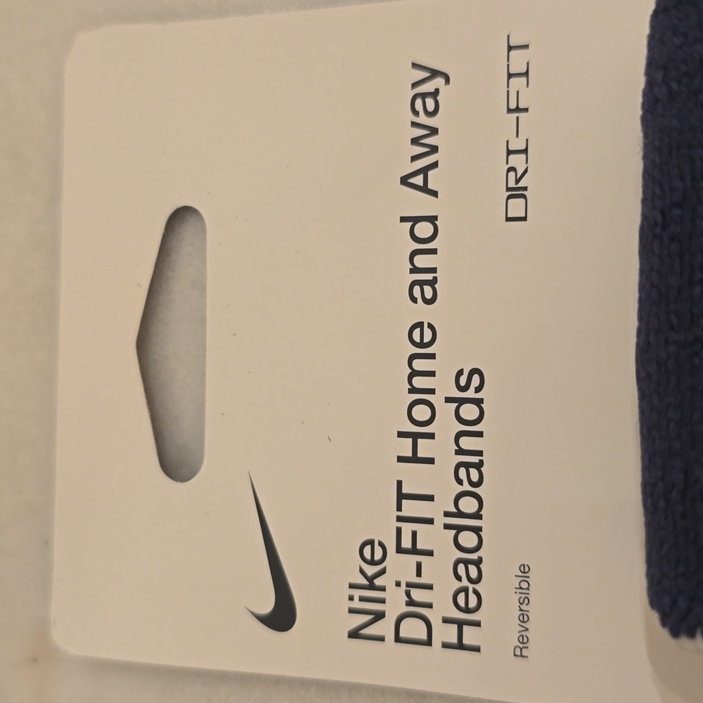 💥2 For $8 NWT Unisex Nike Dri Fit Home And Away Headband - Picture 2 of 6